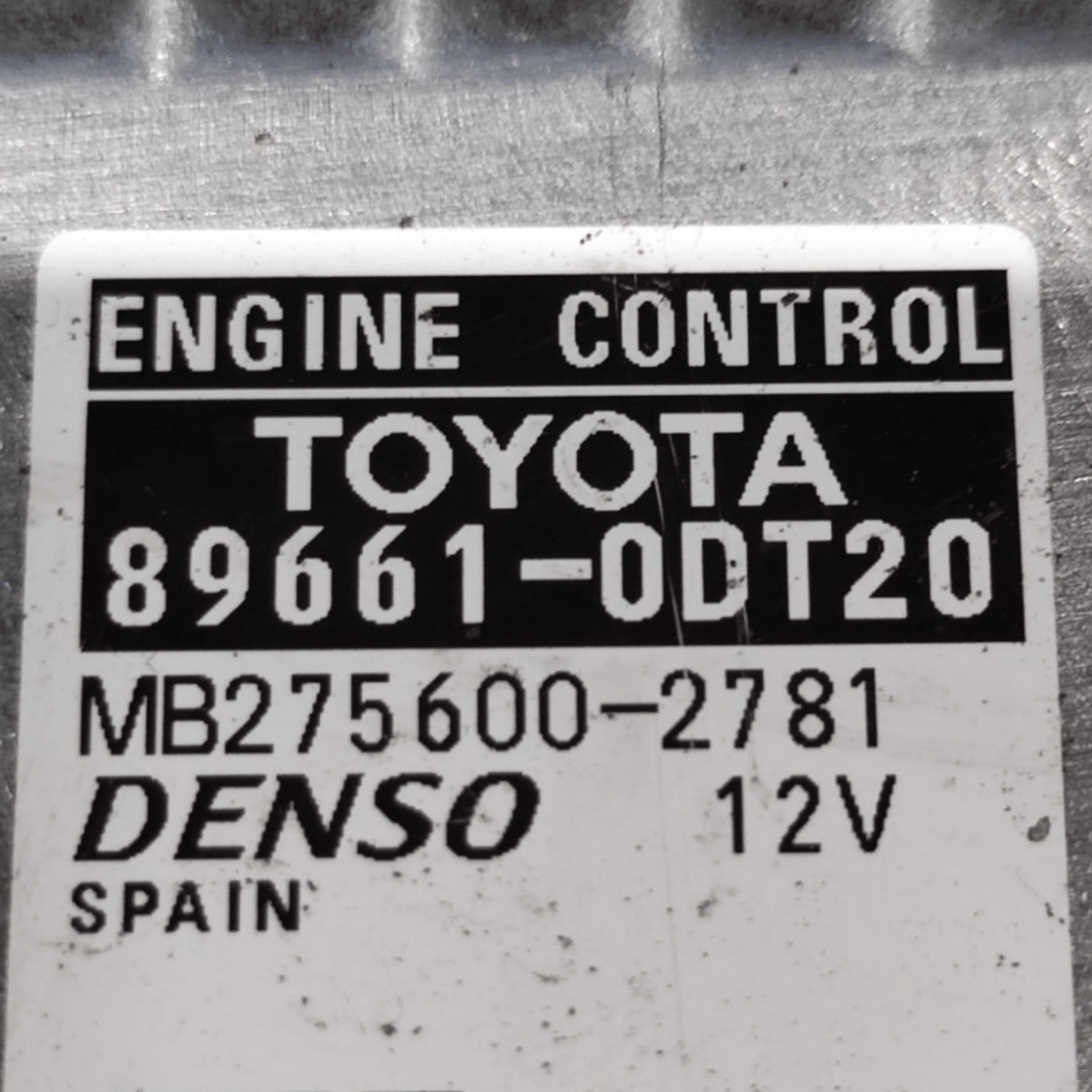 Centralina ecu motore toyota yaris c 1.5 benzina cod: 896610dt20 (2011 - 2019) - F&P CRASH SRLS - Ricambi Usati