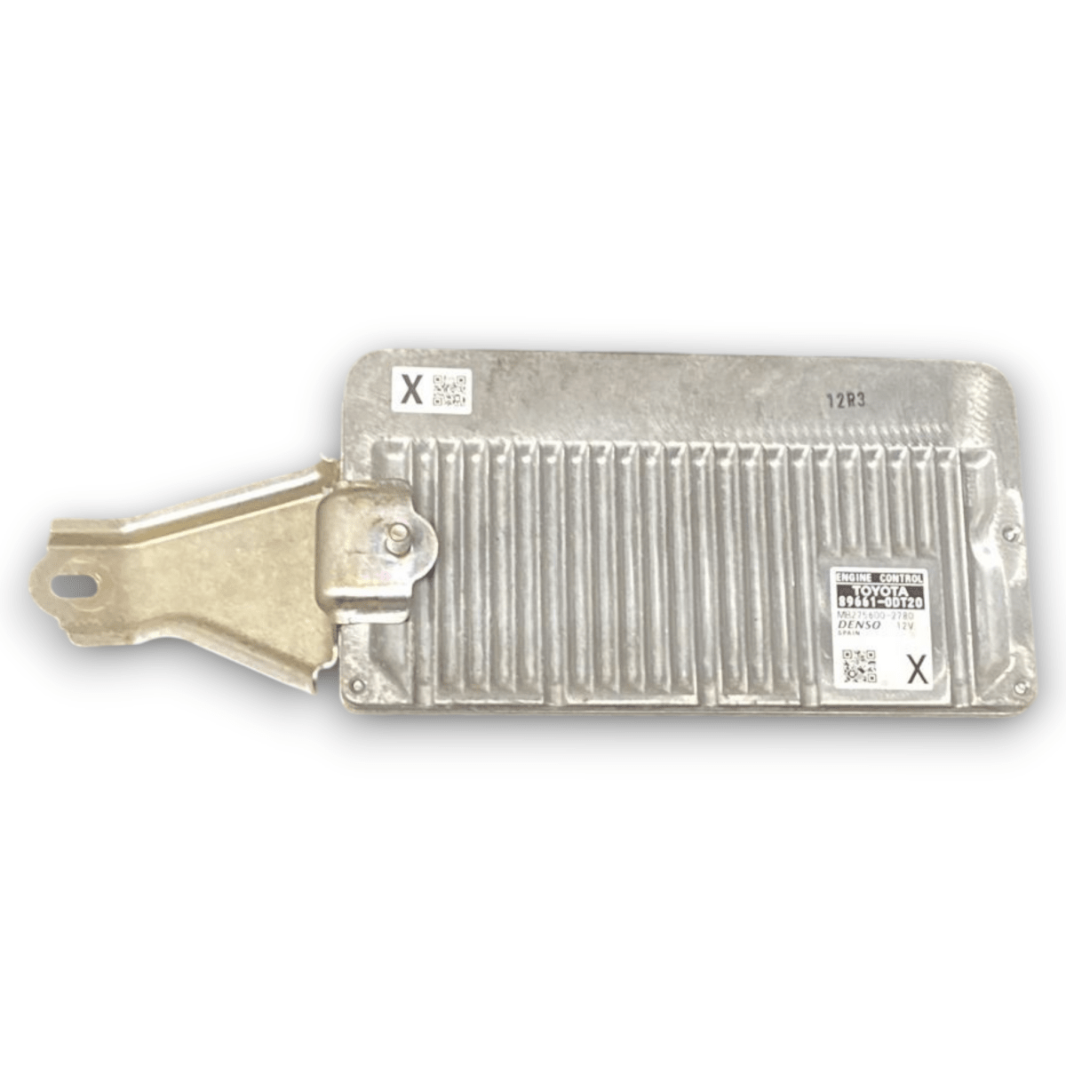 Centralina ecu motore Toyota Yaris III cod . 89661 - 0dt20 1.5 Hybrid (2011 > 2021) - F&P CRASH SRL - Ricambi Usati