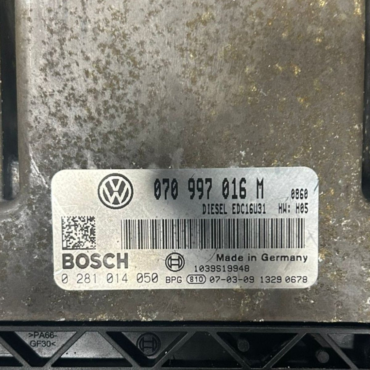 Centralina ecu motore volkswagen transporter 2.5 diesel cod:070997016M (2003 > 2015) - F&P CRASH SRLS - Ricambi Usati