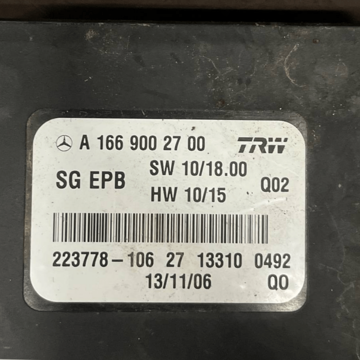 Centralina Freno di Stazionamento Mercedes - Benz Classe A W176 (2012 al 2018) cod: A1669002700 - F&P CRASH SRLS - Ricambi Usati