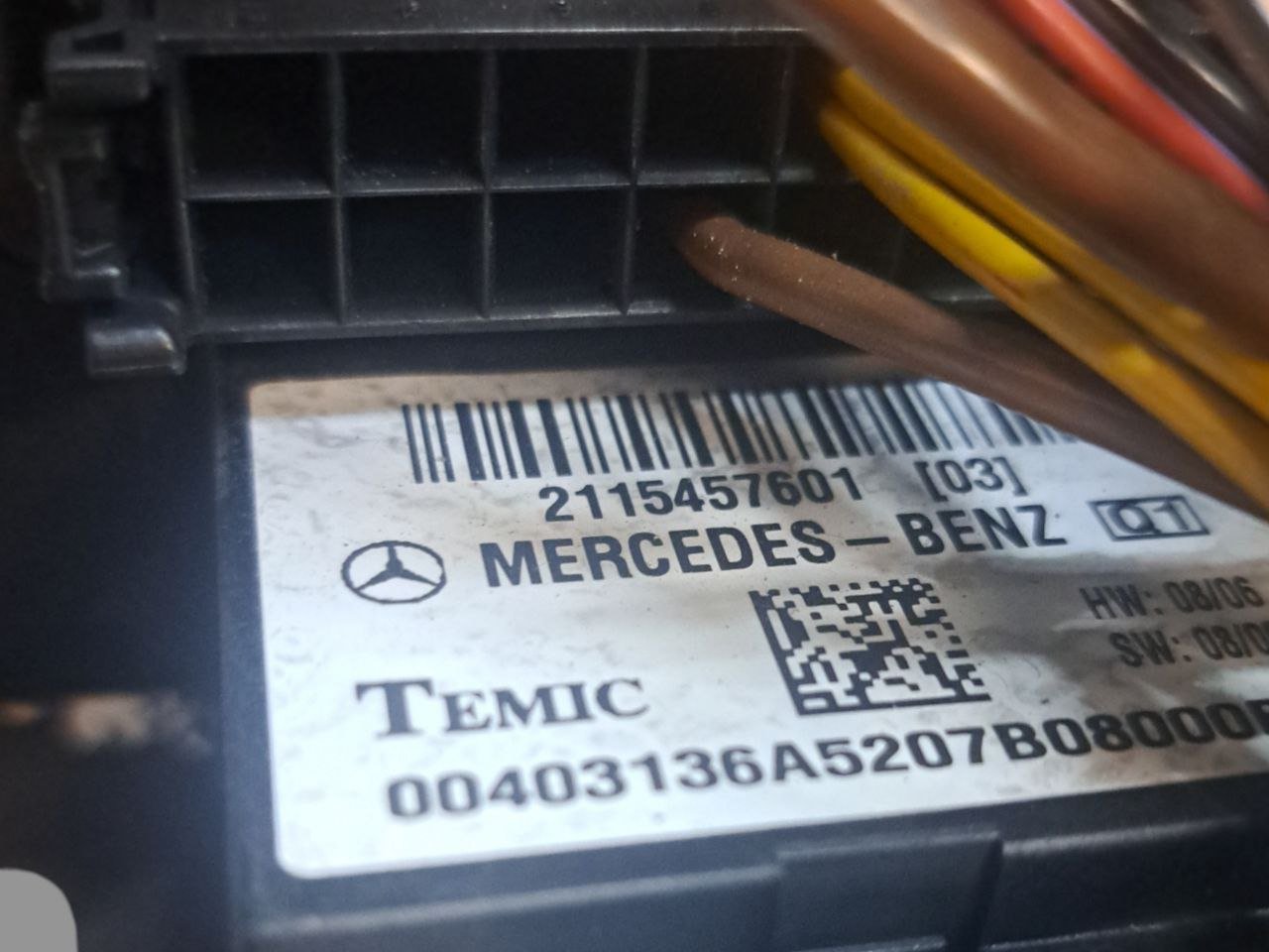 Centralina fusibili SAM Mercedes Classe E W211 (2002 - 2007) COD:2115457601 - F&P CRASH SRLS - Ricambi Usati
