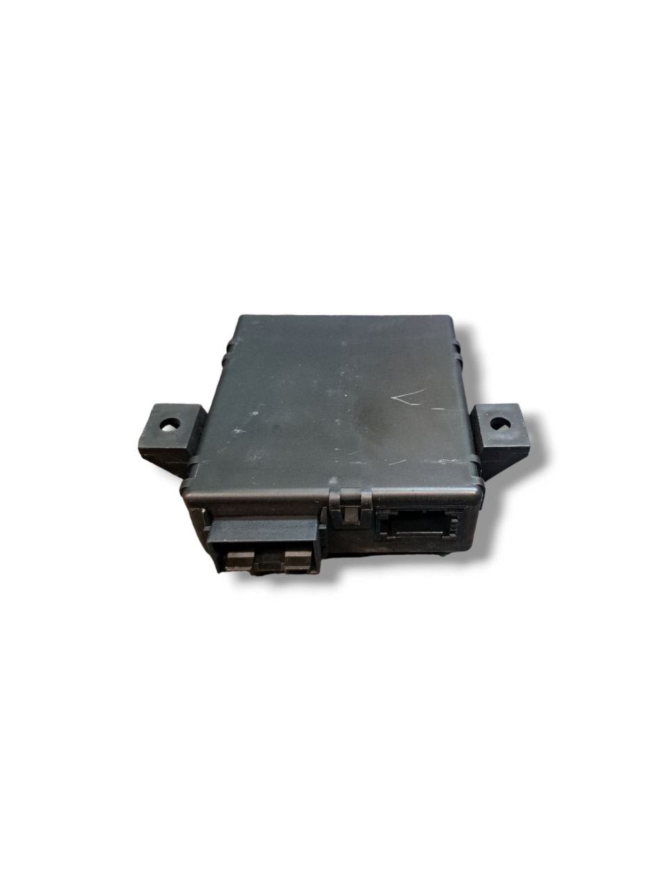 Centralina Gateway Audi A1 8X (2010 - 2018) COD:8U0907468AQ - F&P CRASH SRLS - Ricambi Usati