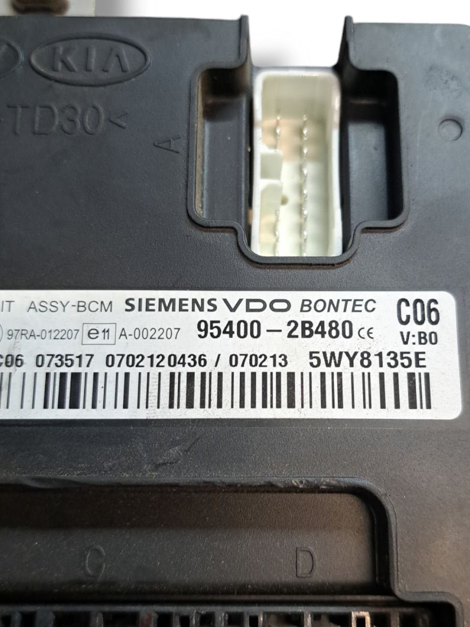 Centralina Immobilizer Hyundai Santa Fe 2.2D ( 2007 ) COD:95400-2B480 - F&P CRASH SRLS - Ricambi Usati