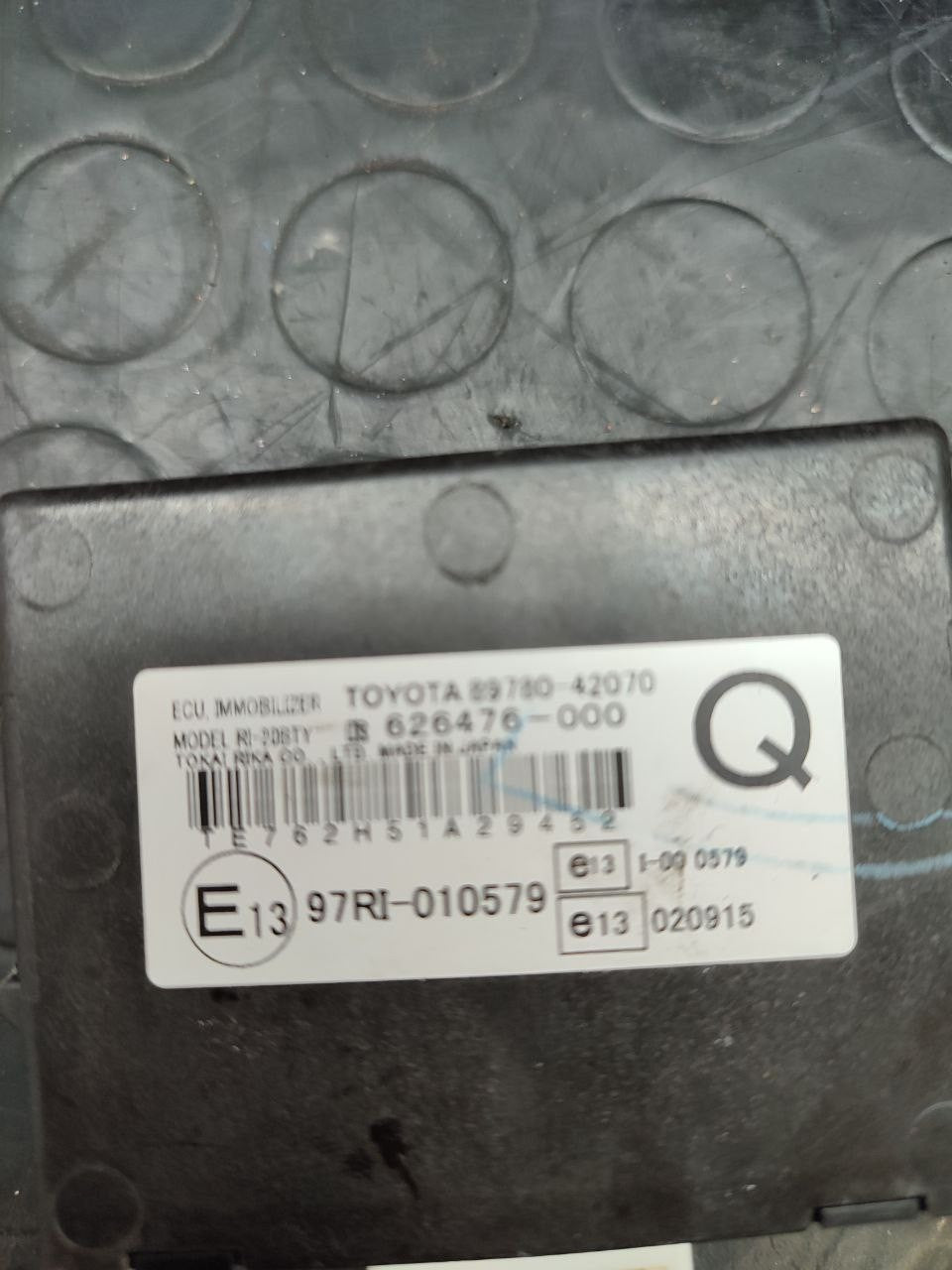 Centralina immobilizer Toyota Rav4 II cod 626476-000 - F&P CRASH SRLS - Ricambi Usati