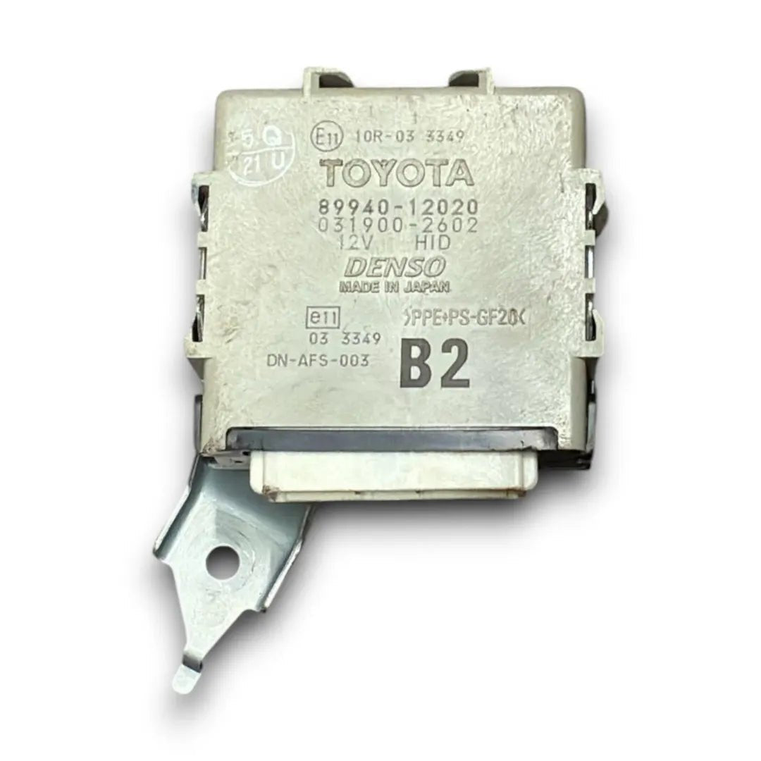 Centralina luci diurne Toyota Auris dal 2012 cod. 89940-12020