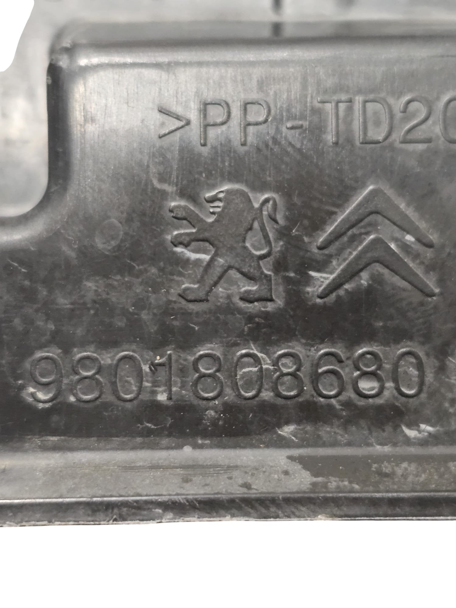 Centralina / Modulo Controllo Candelette Citroen C3 Cod:9801808680 (2016 - 2023) - F&P CRASH SRLS - Ricambi Usati