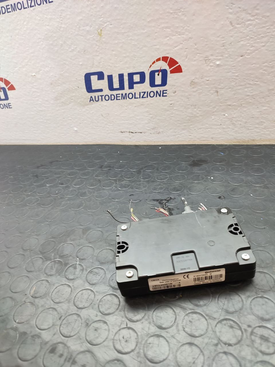 Centralina modulo multimediale Renault Scenic III cod 280240001r - F&P CRASH SRLS - Ricambi Usati