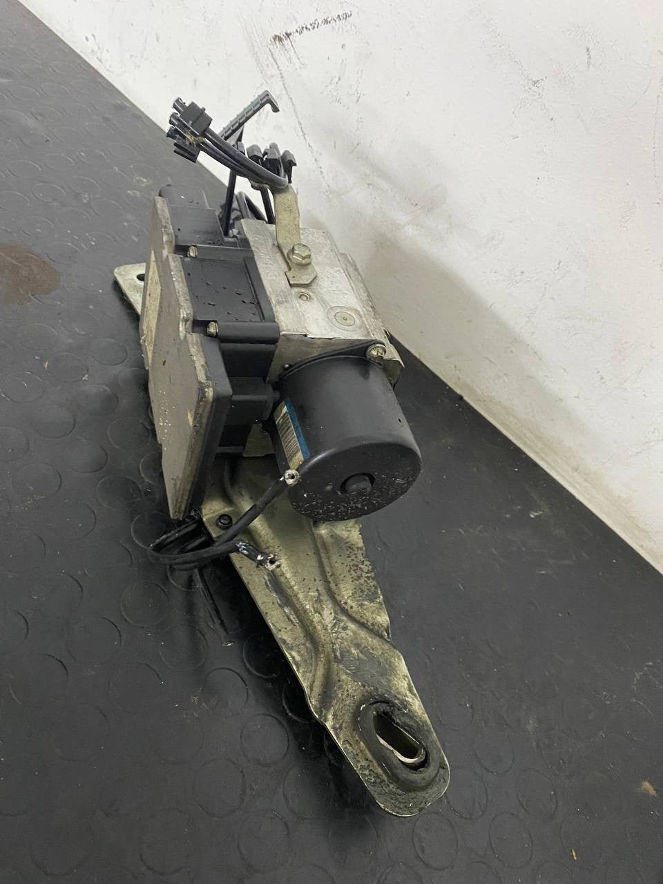 Centralina Pompa ABS Alfa Romeo 159 1.9 jtdm cod: 54084738g - F&P CRASH SRLS - Ricambi Usati