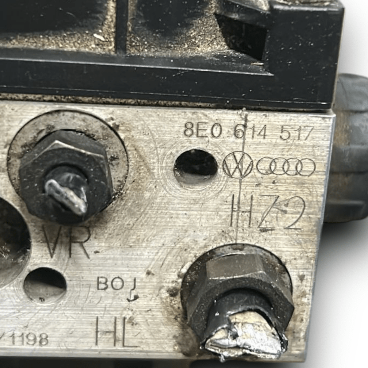 Centralina pompa abs audi audi a4 8e 1.9 diesel cod:8e0614517 (2000 > 2006) - F&P CRASH SRL - Ricambi Usati