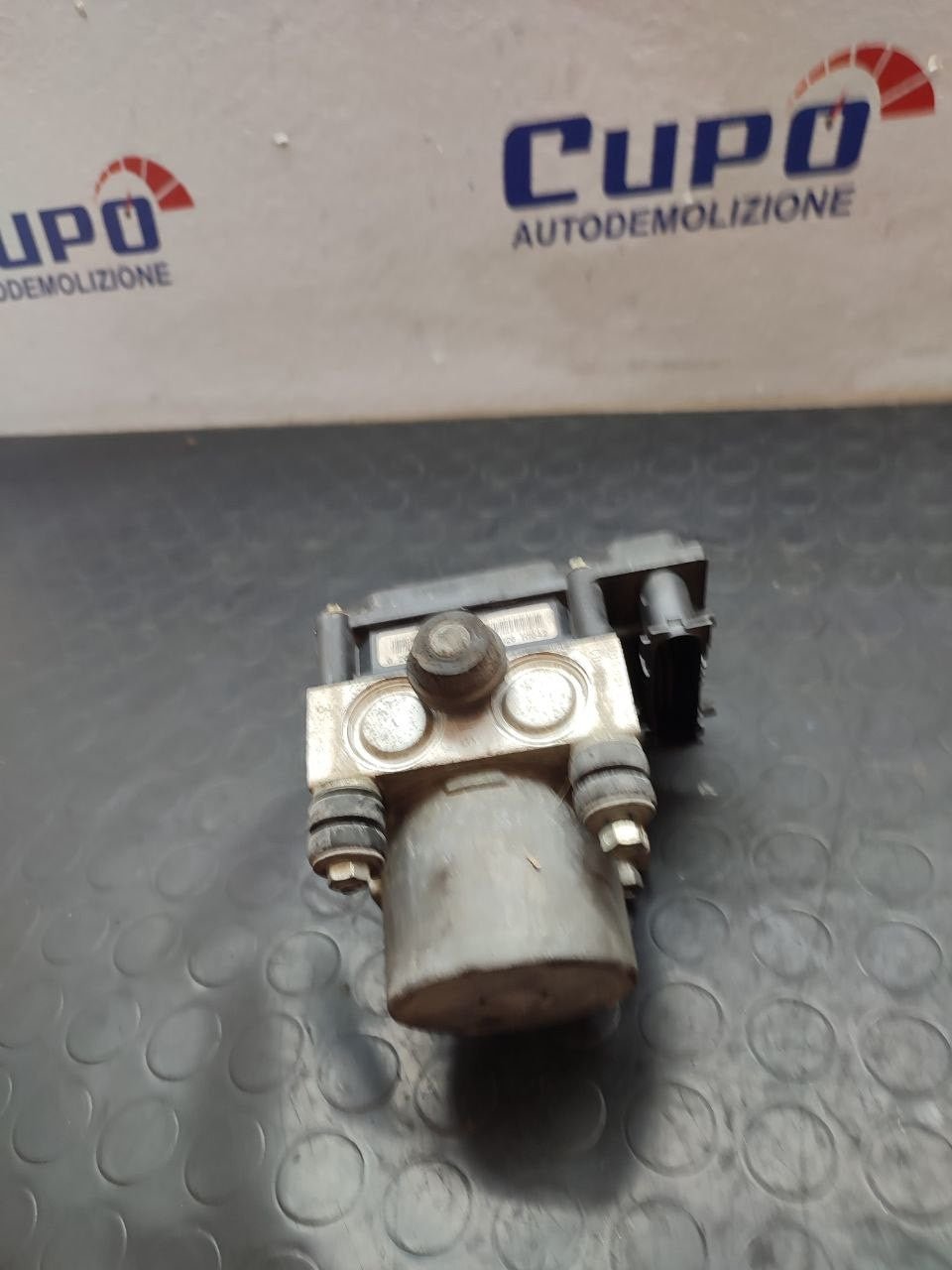 Centralina pompa abs Fiat Panda ( 169 ) 1.2 benz cod 0265800306 - F&P CRASH SRLS - Ricambi Usati