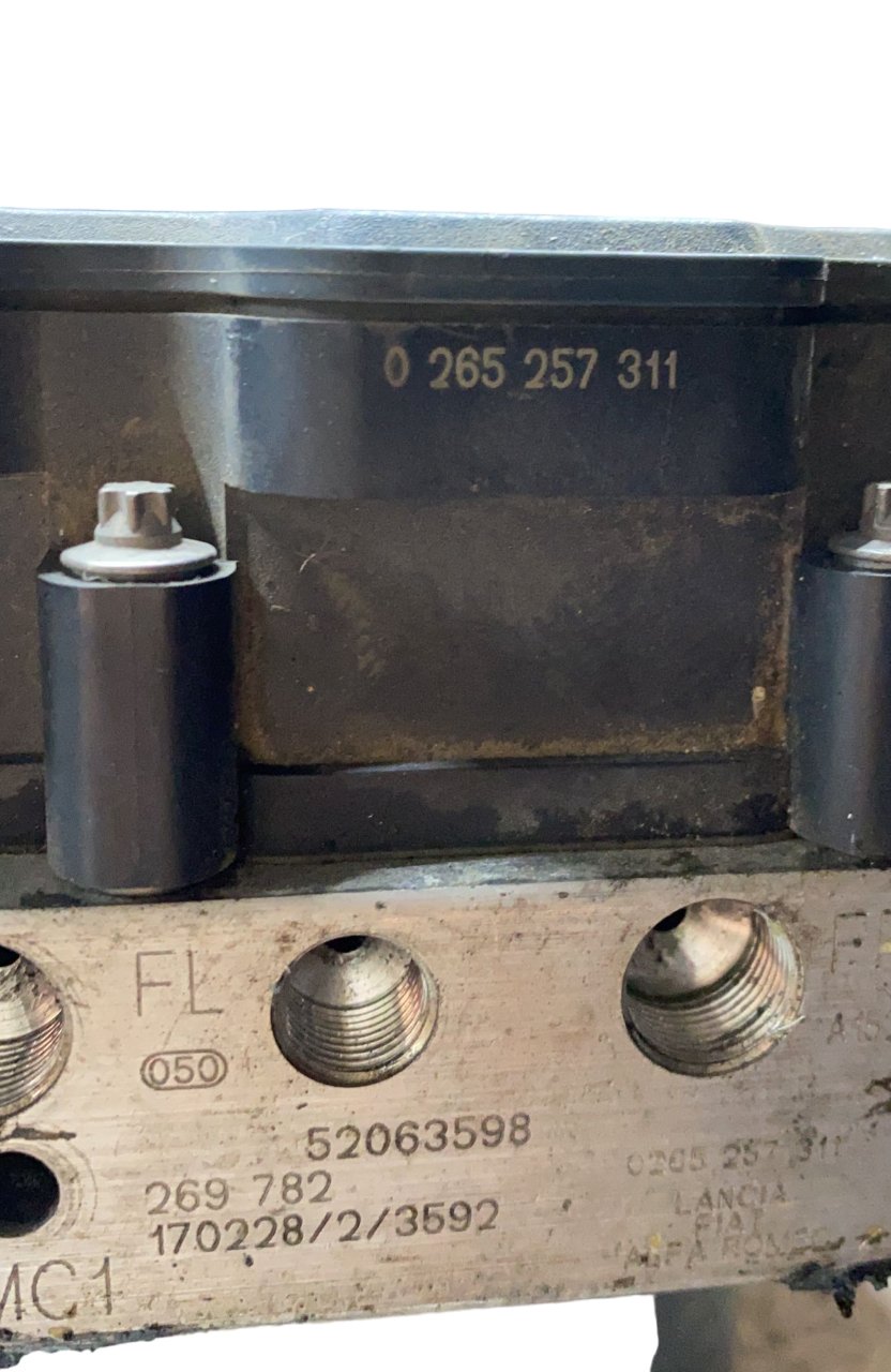 Centralina pompa Abs Fiat Tipo (2016) 1.6 cod:0265257311 - F&P CRASH SRLS - Ricambi Usati