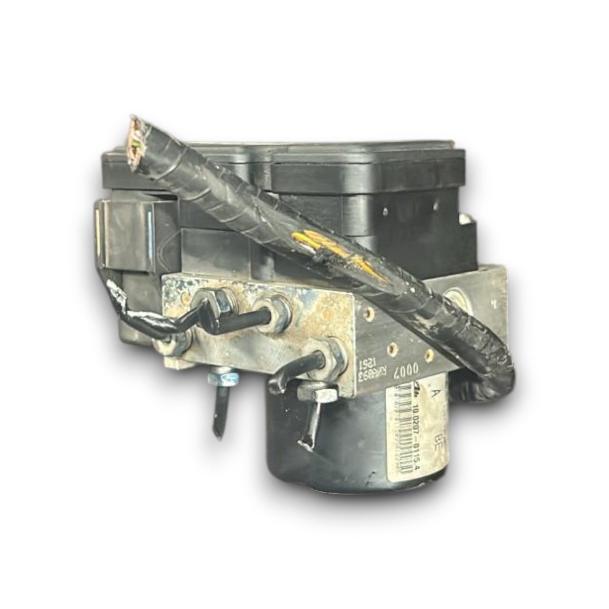 Centralina / pompa abs Ford Fiesta V cod.4s61 - 2m110 - da 1.4 diesel (2002 > 2008) cod.d461437a0c - F&P CRASH SRL - Ricambi Usati