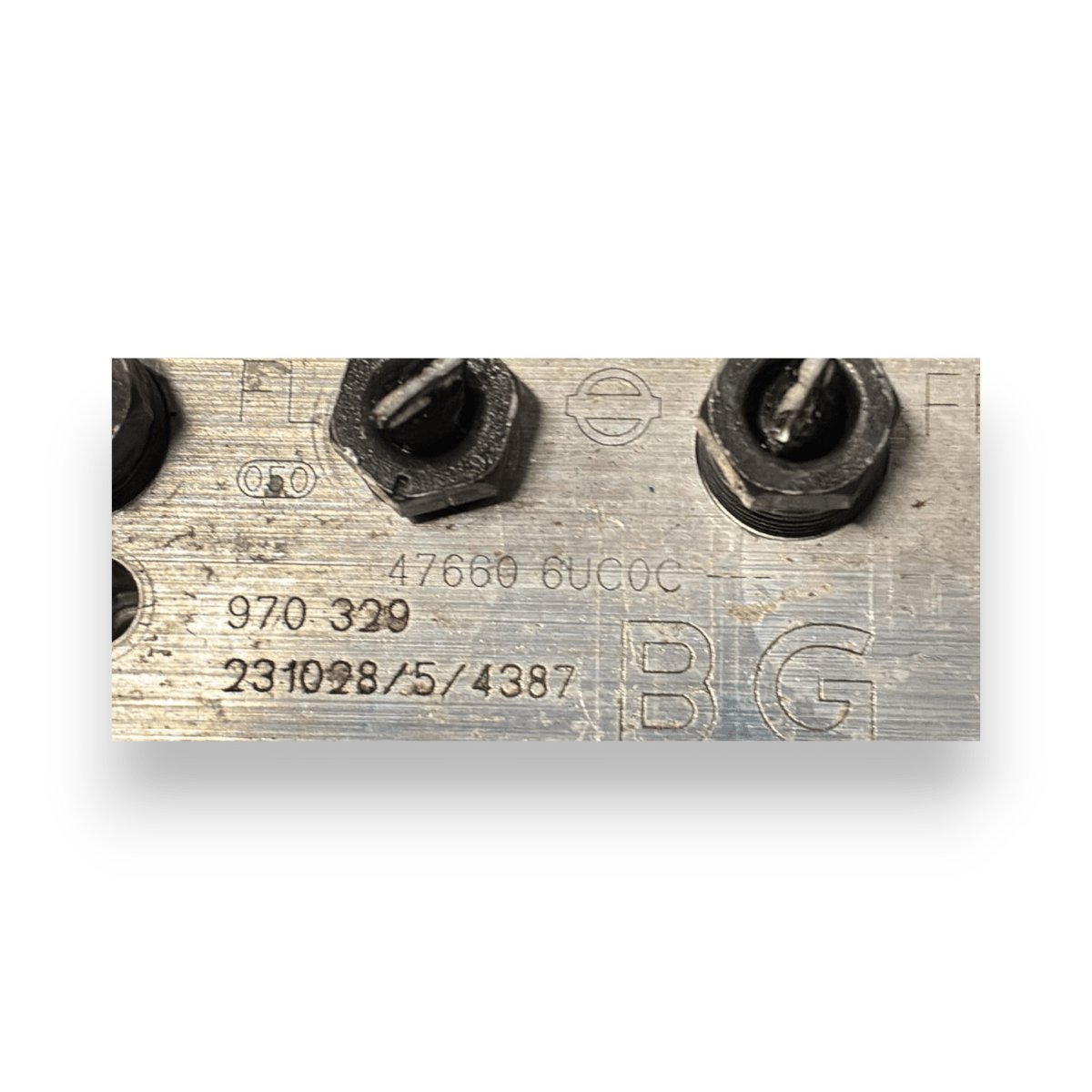 Centralina / pompa abs nissan qashqai j12 1.3 benzina cod:476606uc0c (2021 - ) - F&P CRASH SRL - Ricambi Usati