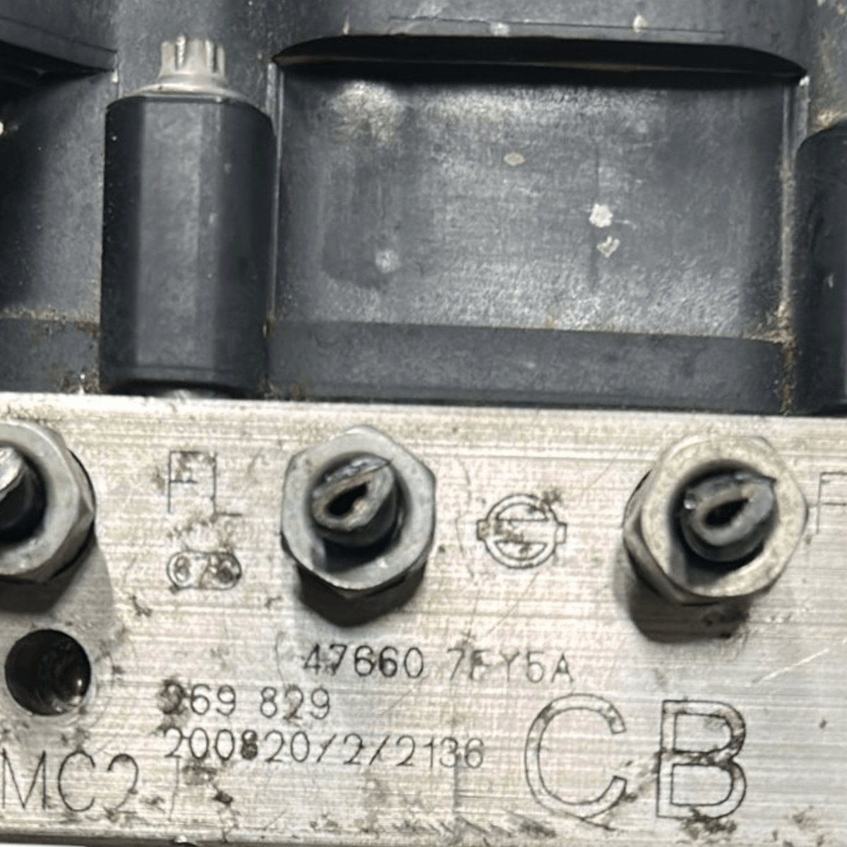 Centralina pompa abs nissan x - treil 1.7 diesel cod:476607FY5A (2014 > 2020) - F&P CRASH SRL - Ricambi Usati