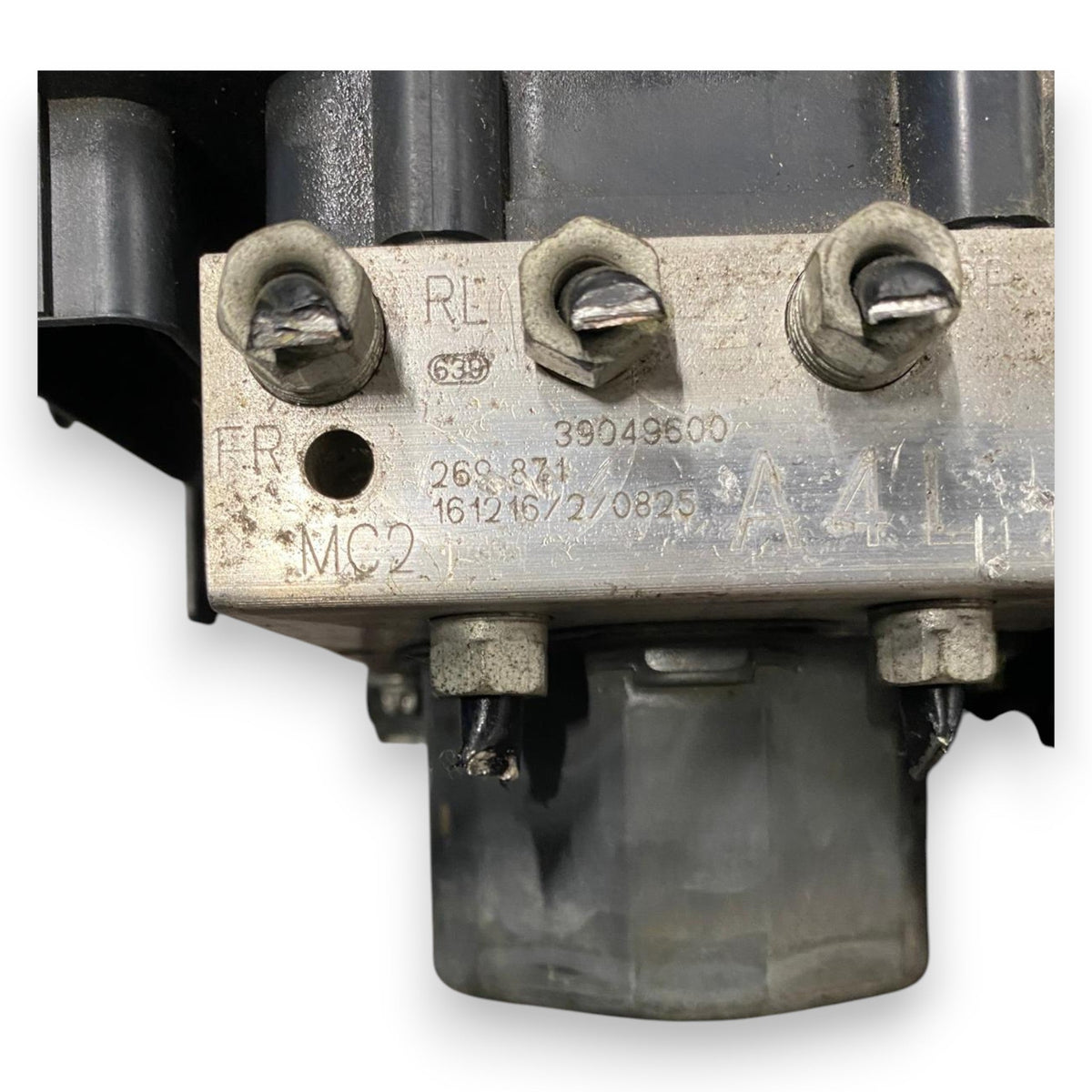 Centralina pompa ABS Opel Corsa E (2014 - 2019) Cod: 39049600 - F&P CRASH SRLS - Ricambi Usati