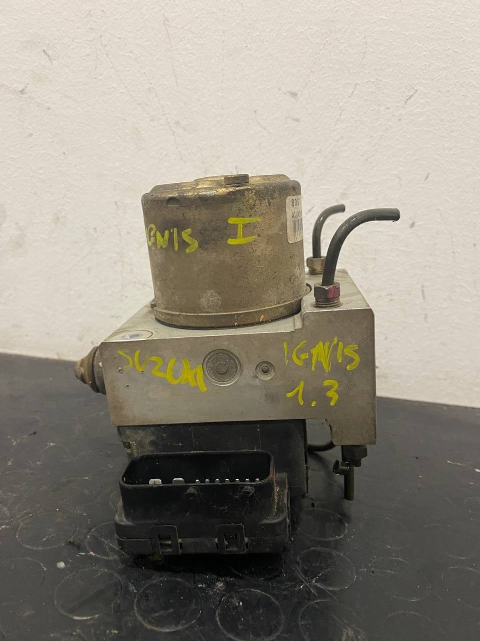 Centralina Pompa ABS Suzuki Ignis I serie 1.3 b (2004) cod: AC0450-01834 - F&P CRASH SRLS - Ricambi Usati