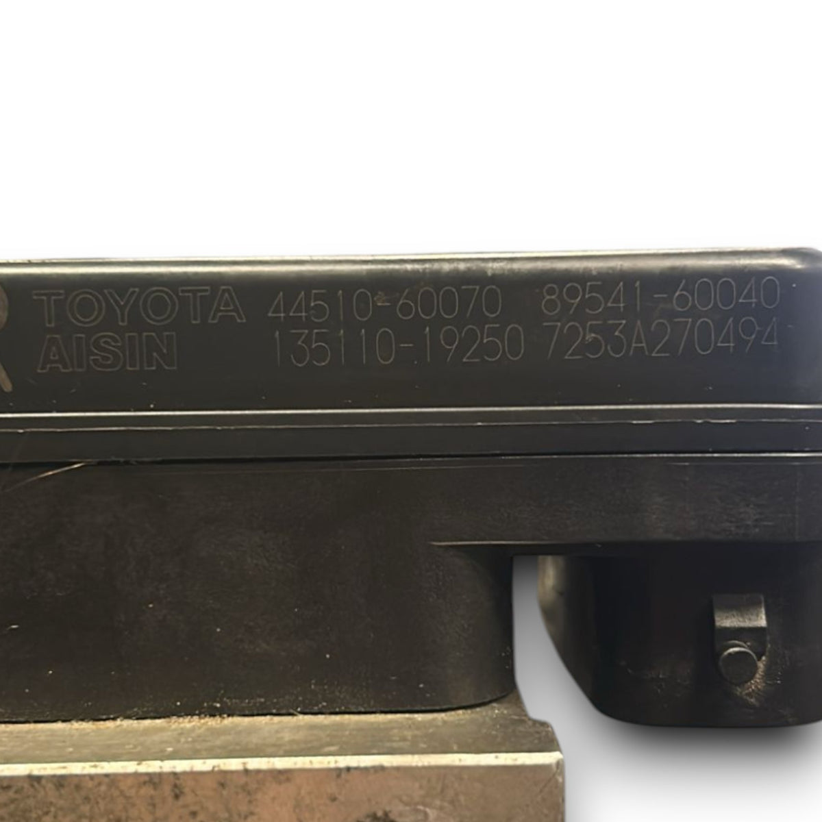 Centralina / Pompa ABS Toyota Land Cruiser (J120) cod.44510 - 60070 3.0 Diesel (2002 > 2007) cod.89541 - 60040 cod.135110 - 19250 - F&P CRASH SRLS - Ricambi Usati