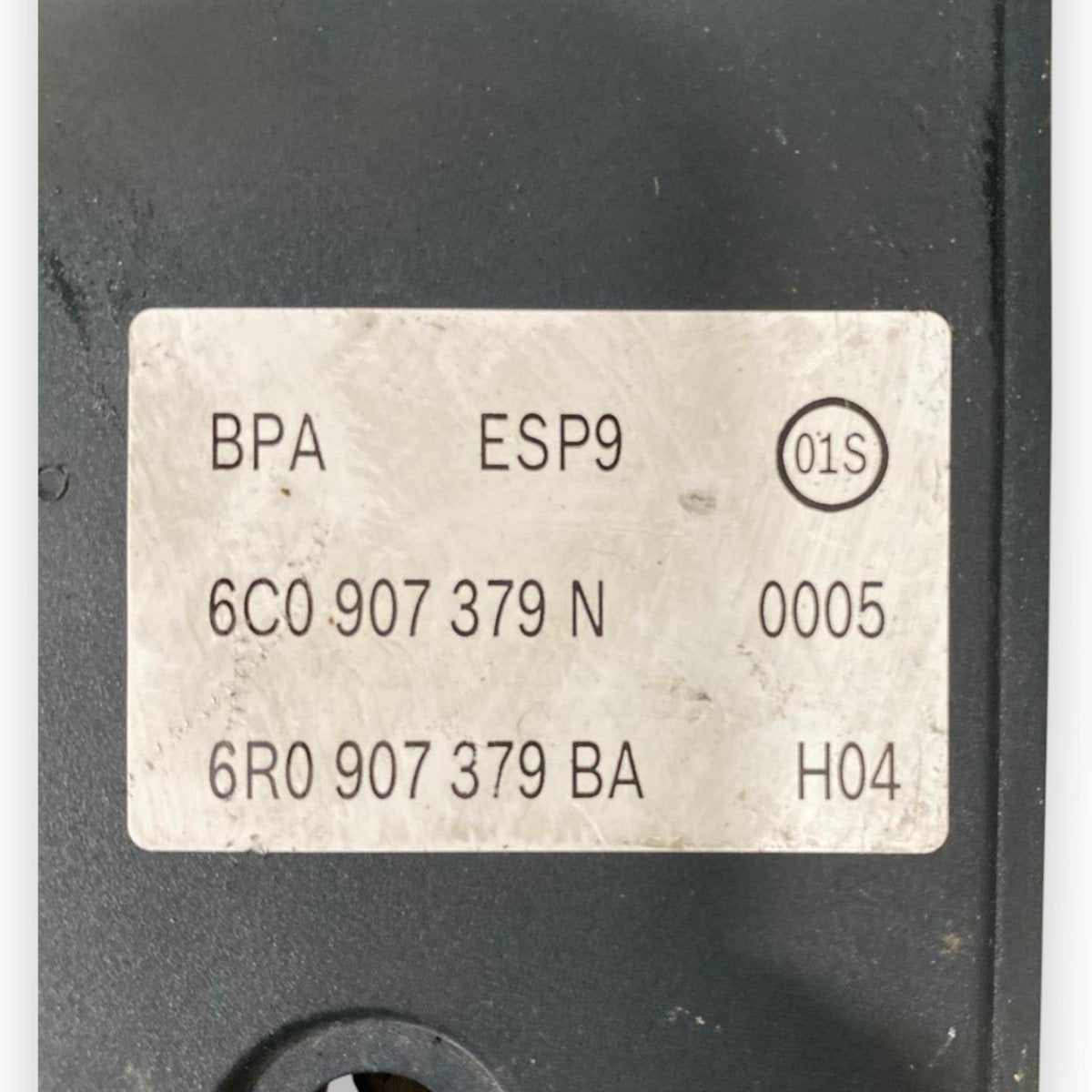 ABS pump control unit Volkswagen Polo 6R 1.6 Petrol / LPG (2009 - 2017) Code: 9833500080 - F&P CRASH SRL - Used Parts