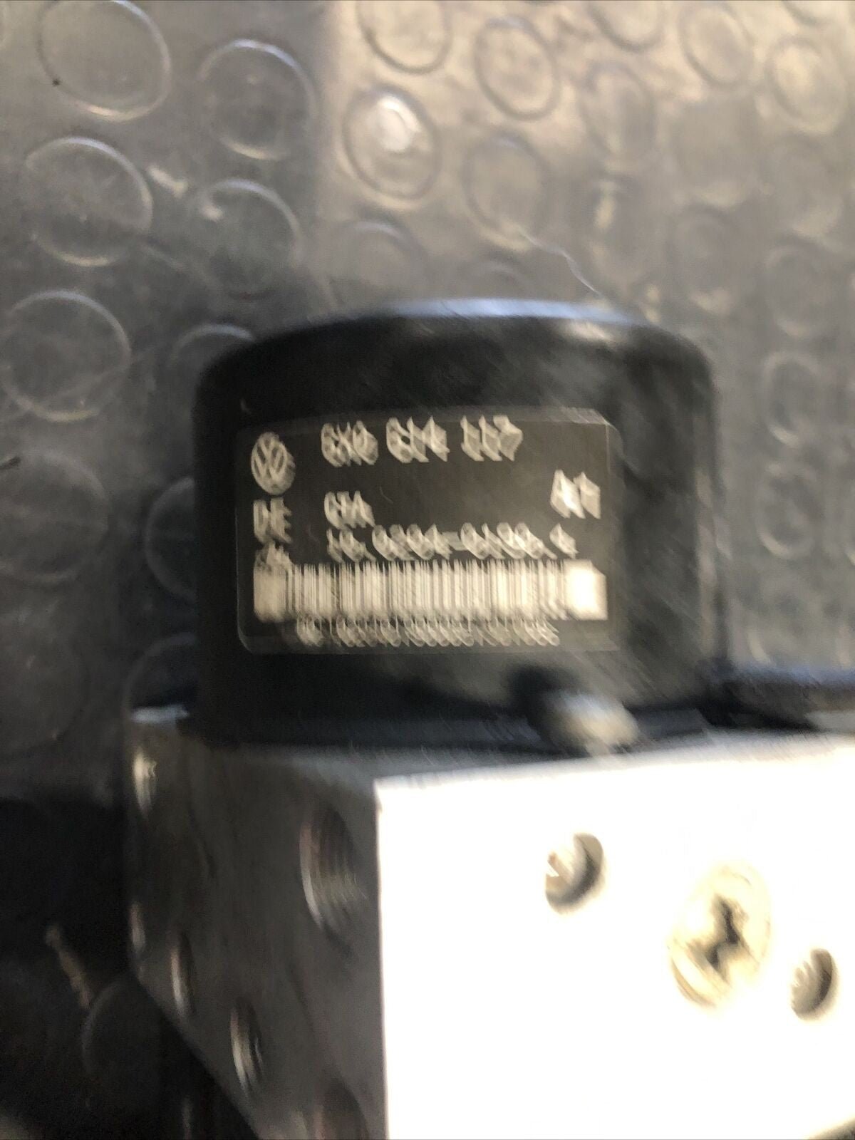 Centralina Pompa Abs Volkswagen Polo 6X0614117 - F&P CRASH SRLS - Ricambi Usati