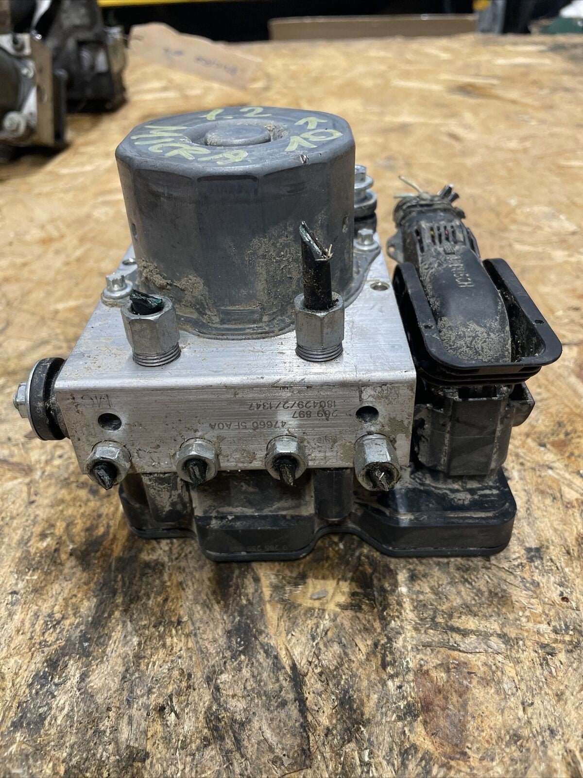 centralina Pompa Abs/Modulatore 2013 RENAULT CLIO / NISSAN MICRA 1149cc Benzina 2265106455 - F&P CRASH SRLS - Ricambi Usati