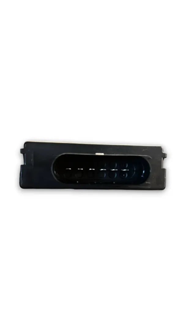 Dettaglio Centralina di comando pompa carburante Audi A4 8W 2015–2019 cod. AUD-2702 - foto 2