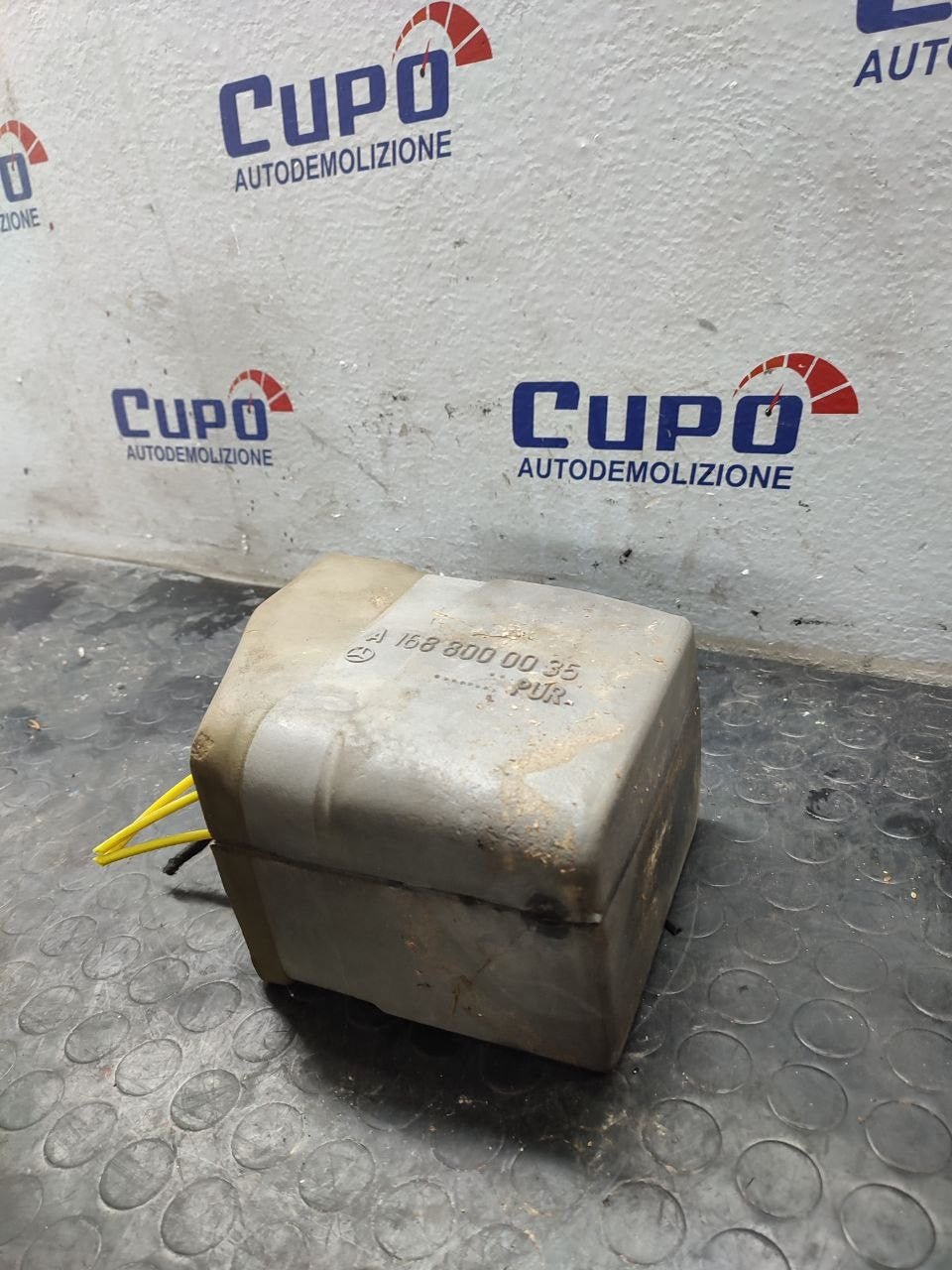 Centralina pompa chiusura Mercedes classe A ( w168 ) cod a1688000035 - F&P CRASH SRLS - Ricambi Usati