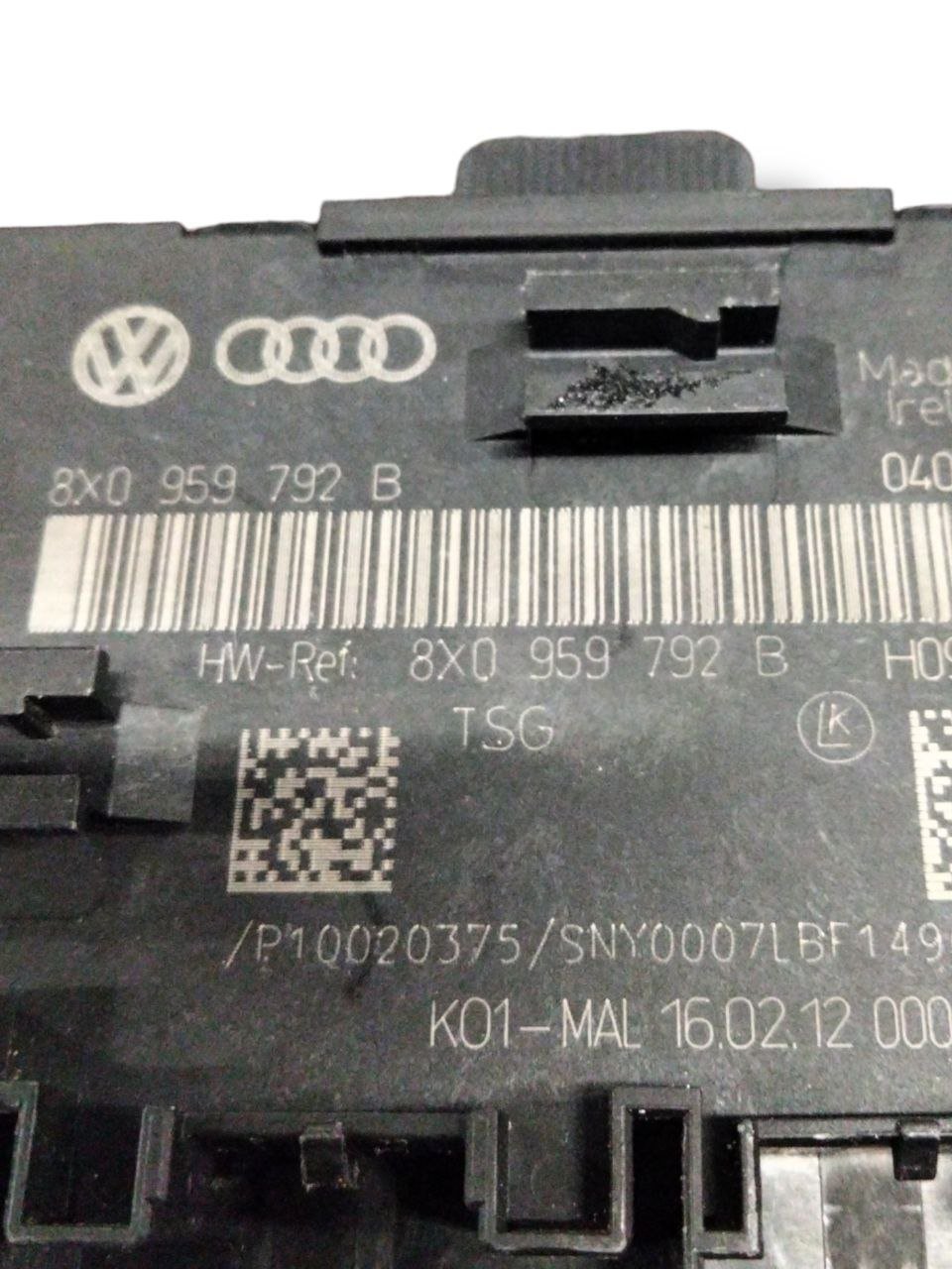 Centralina Porta Anteriore destra Audi A1 8X (2010 - 2018) COD:8X0959792B - F&P CRASH SRLS - Ricambi Usati