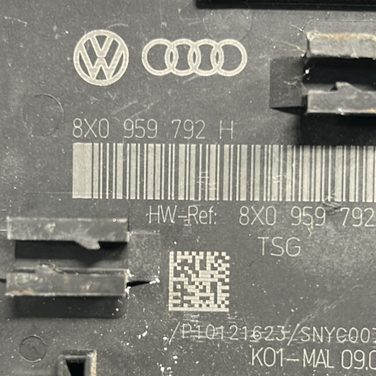 Centralina porta anteriore destra audi q3 cod:8X0959792H (2011 > 2018) - F&P CRASH SRLS - Ricambi Usati