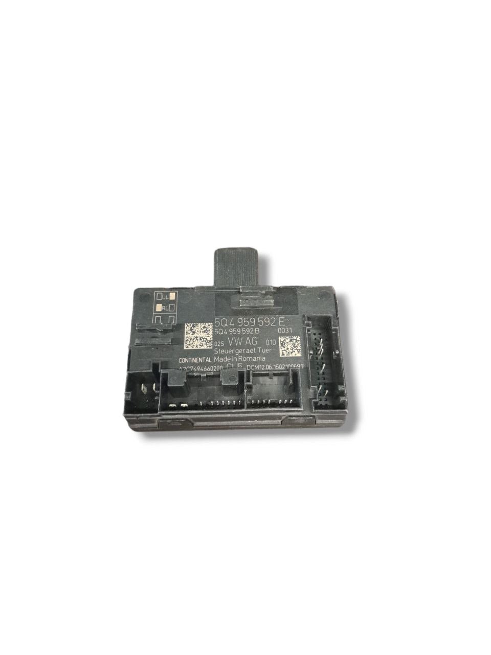 Centralina porta anteriore destra (dx) Volkswagen Golf VII (2012 - 2019) COD:5Q4959592E - F&amp;P CRASH SRLS - Ricambi Usati