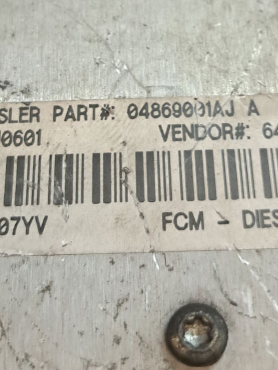 Centralina portafusibii scatola fusibili Chrysler Voyager 2.5 Diesel (2000 - 2007) COD:04869001Aj - F&P CRASH SRLS - Ricambi Usati