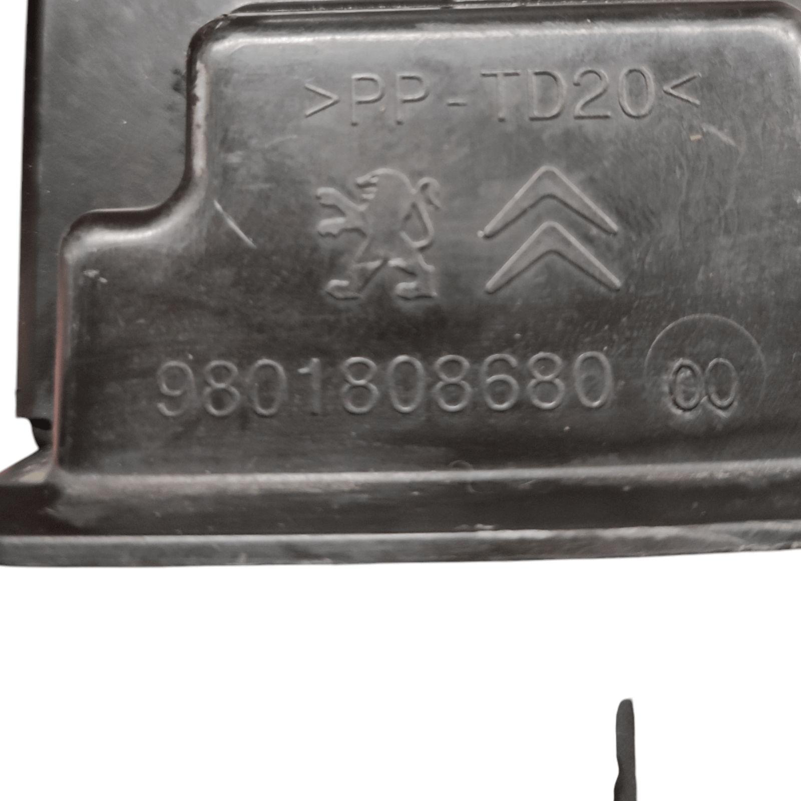 Centralina Preriscaldamento Candelette Citroen DS3 COD: 9801808680 (2010 - 2019) - F&P CRASH SRLS - Ricambi Usati