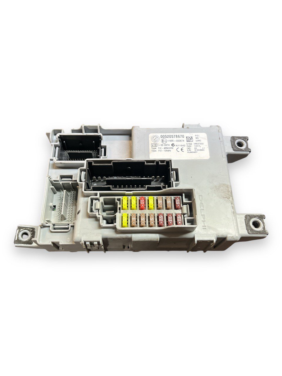 Centralina / scatola fusibili Fiat Punto 1.2 benzina (2005 - 2018) cod.520578670 - F&P CRASH SRLS - Ricambi Usati