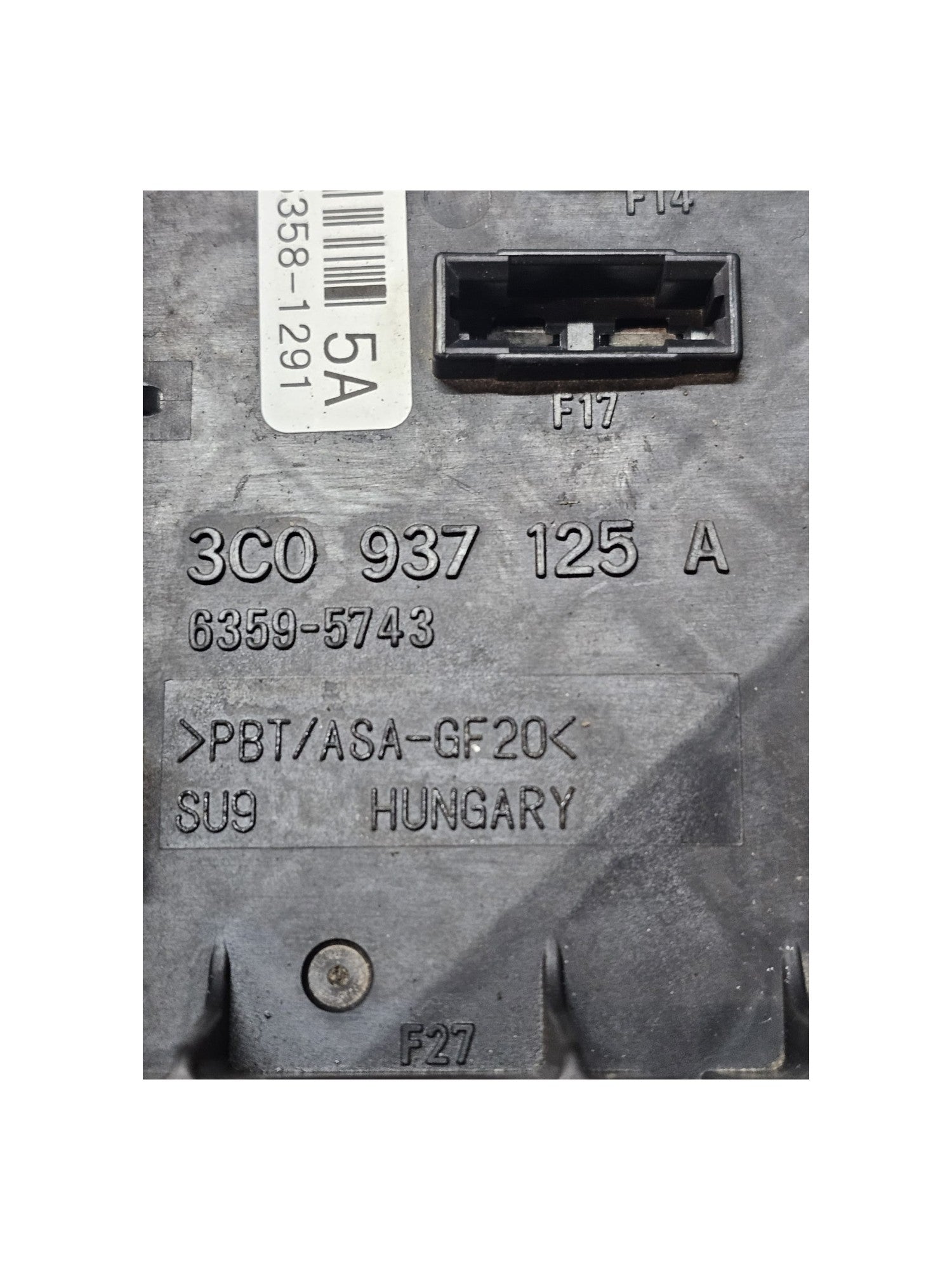 Centralina / Scatola Fusibili Volkswagen Tiguan 5N 2.0 Diesel Cod:3C0937125A (2007 - 2016) - F&P CRASH SRLS - Ricambi Usati