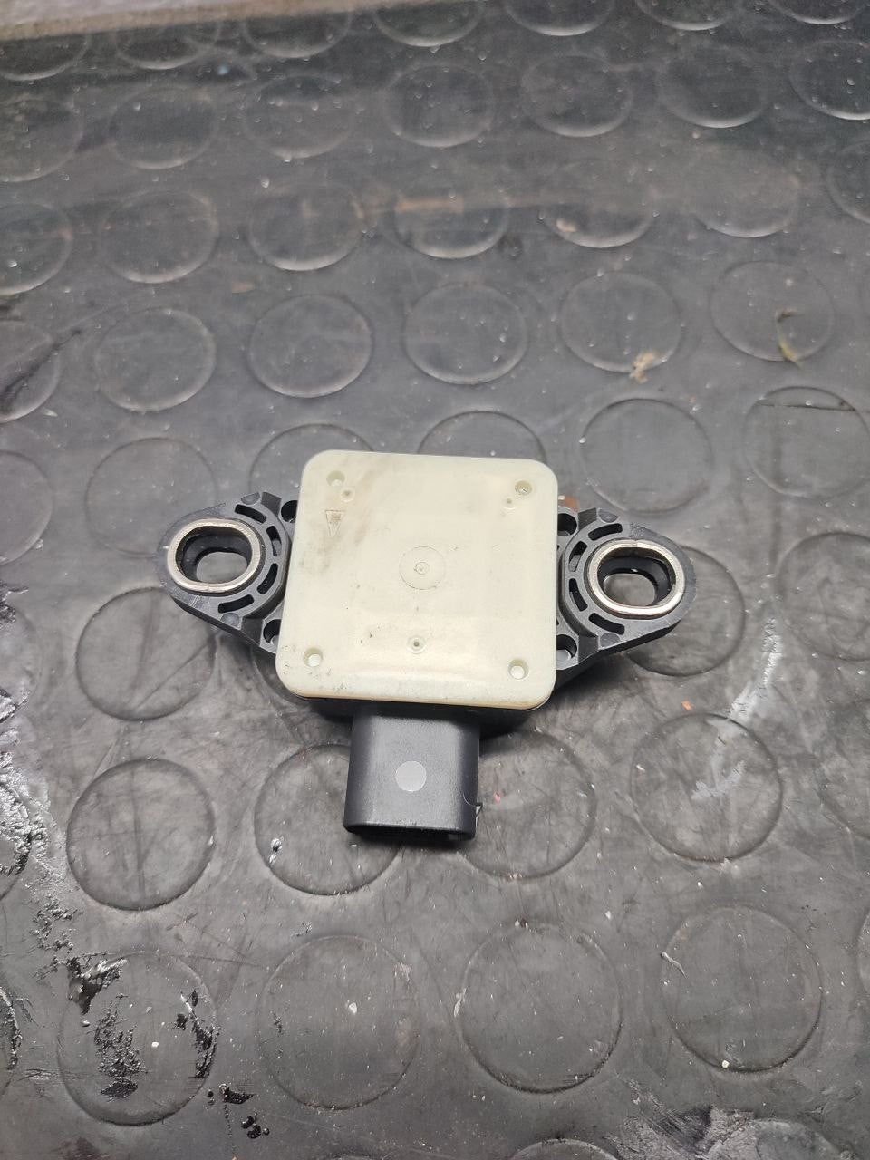 Centralina / Sensore Esp Peugeot 5008 (2013) Cod:98.116.271.80 - F&P CRASH SRLS - Ricambi Usati