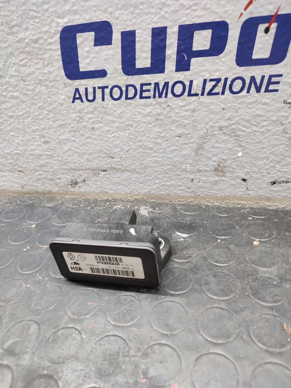 Centralina sensore esp Renault Scenic III ( 2012 ) cod 479300584r - F&amp;P CRASH SRLS - Ricambi Usati