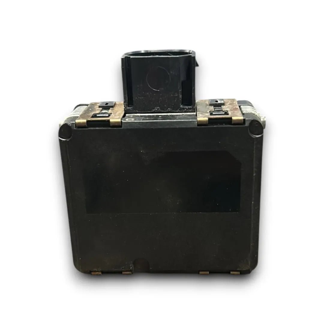 Dettaglio Centralina sensore radar anteriore Mercedes-Benz Classe GLE V167 dal 2018 cod. A0009055211 - foto 2