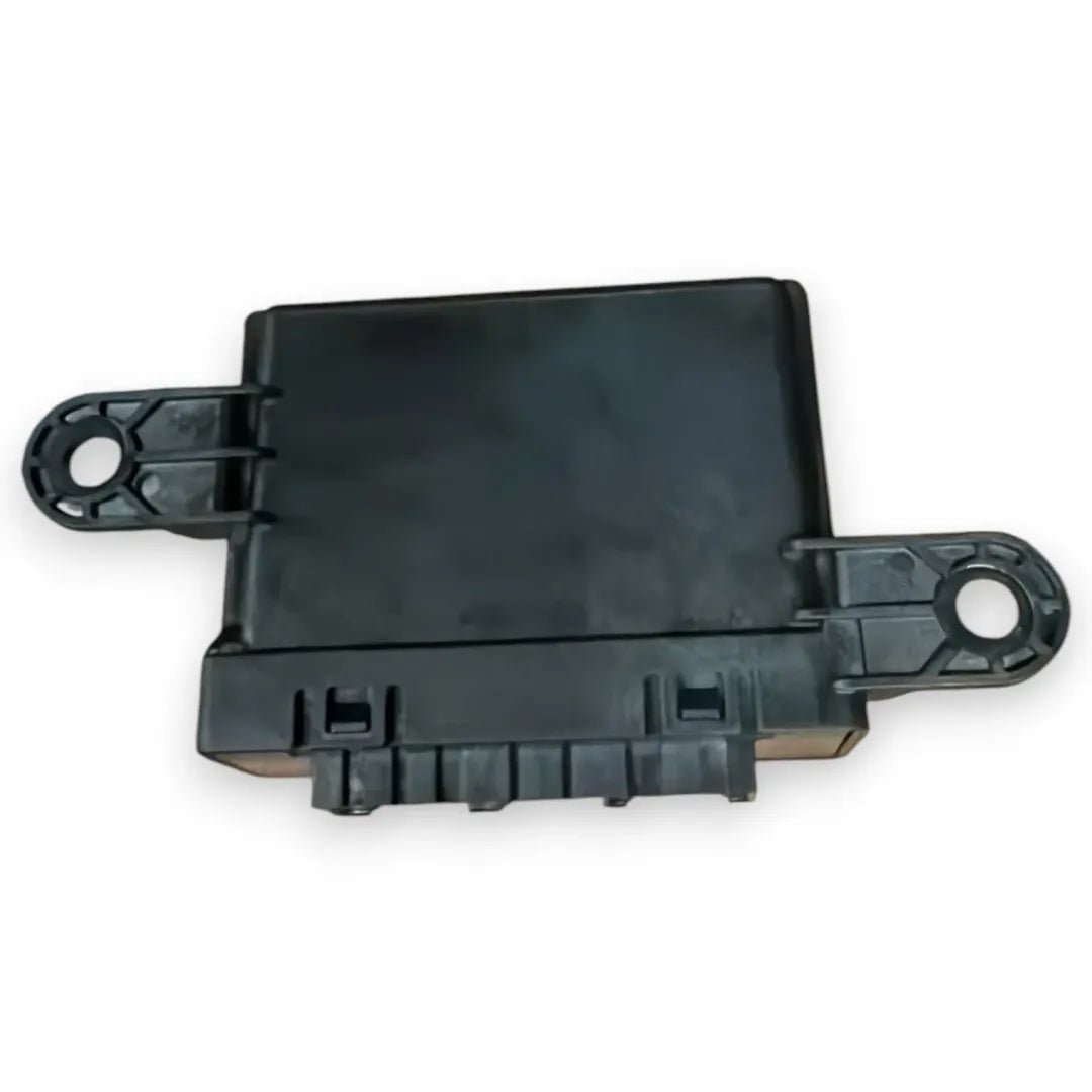 Dettaglio Centralina sensori di parcheggio posteriore Alfa Romeo Stelvio 2017–2022 OEM 50544679 - foto 2