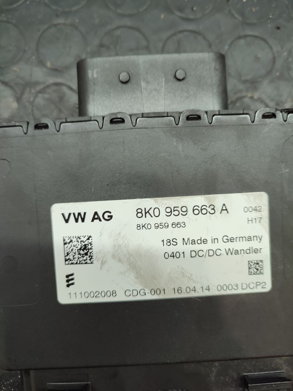 Centralina stabilizzatore tensione Audi A8 ( D4 ) cod 8k0959663a - F&P CRASH SRLS - Ricambi Usati