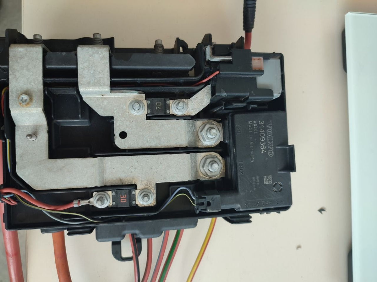 Centralina start &amp; stop Volvo XC60 ( 2014 ) cod 31409364 - F&amp;P CRASH SRLS - Ricambi Usati