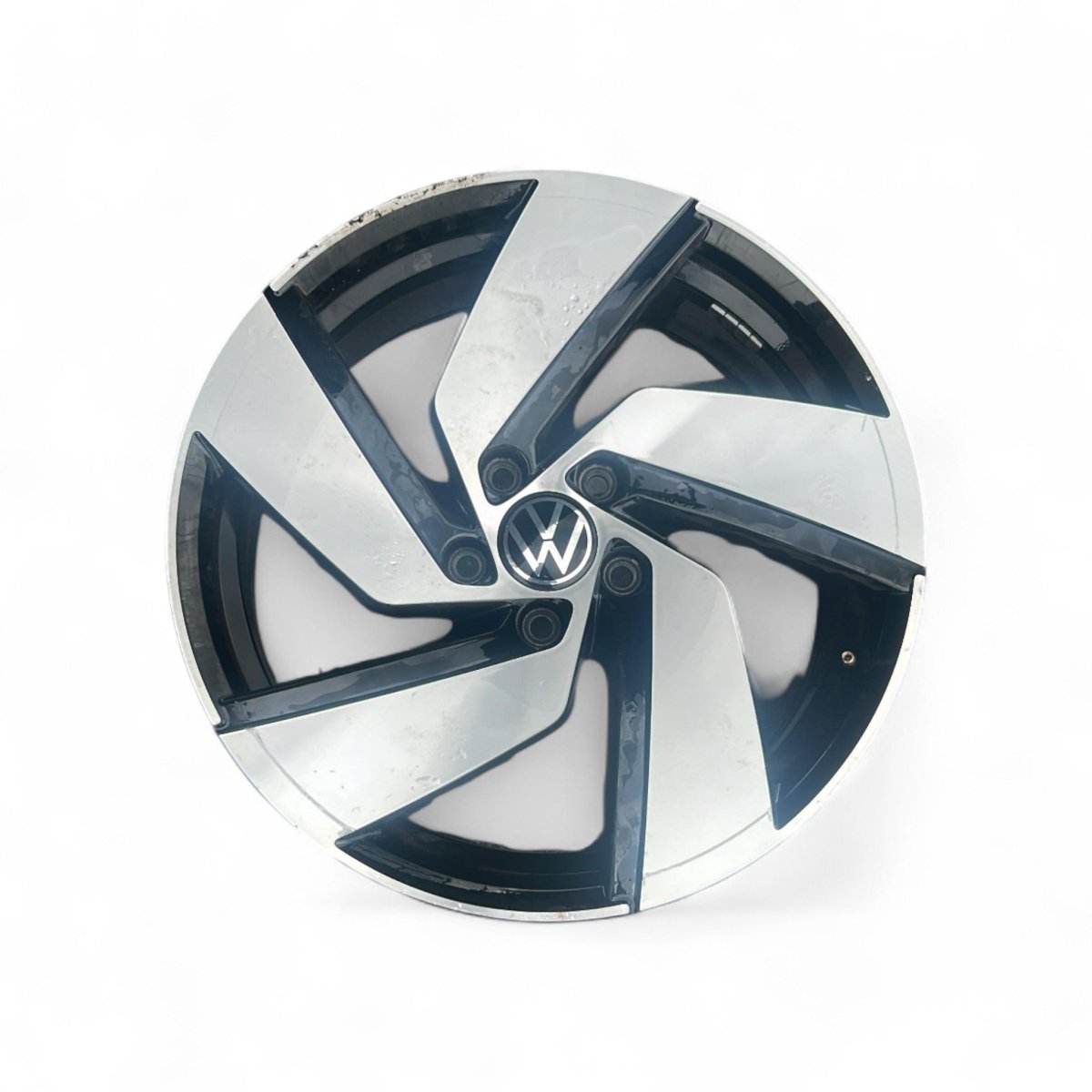 Cerchio in lega (diamantato) Volkswagen Golf VIII cod.5h0601025h (2019 > ) - F&P CRASH SRLS - Ricambi Usati