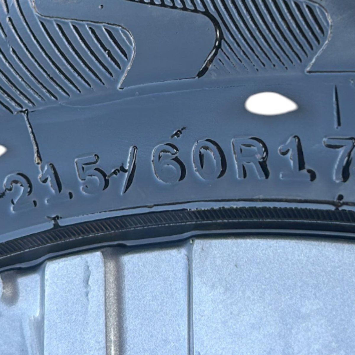 Cerchio in lega DR 5.0 cod.203000329aa (5 fori / 215 / 60 r17) (2020 > ) cod.203000330aa - F&P CRASH SRLS - Ricambi Usati