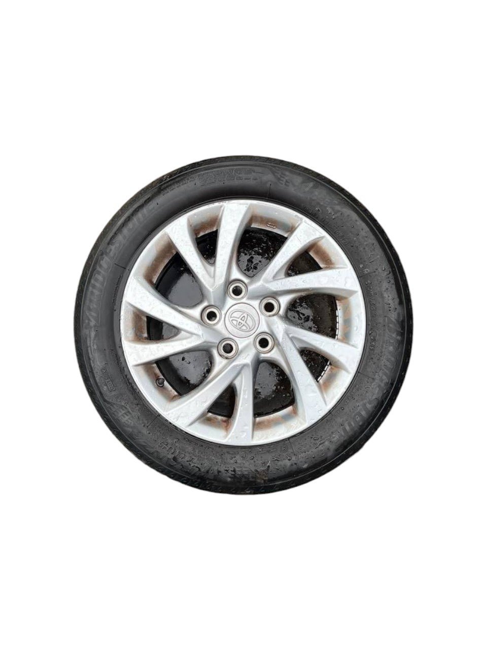 Cerchio in lega grigio R16 Toyota Auris (2012 - 2018) cod.42611 - 02L80 205 / 55 / R16 - F&P CRASH SRLS - Ricambi Usati