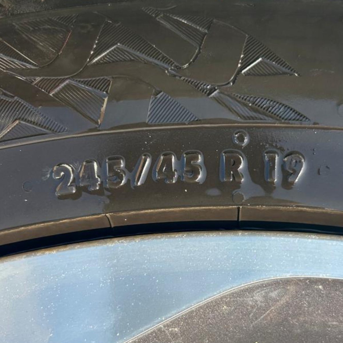 Cerchio in lega kia sportage ql cod:52910 - F1410 (2021 >) (245/45 r19) - F&P CRASH SRLS - Ricambi Usati