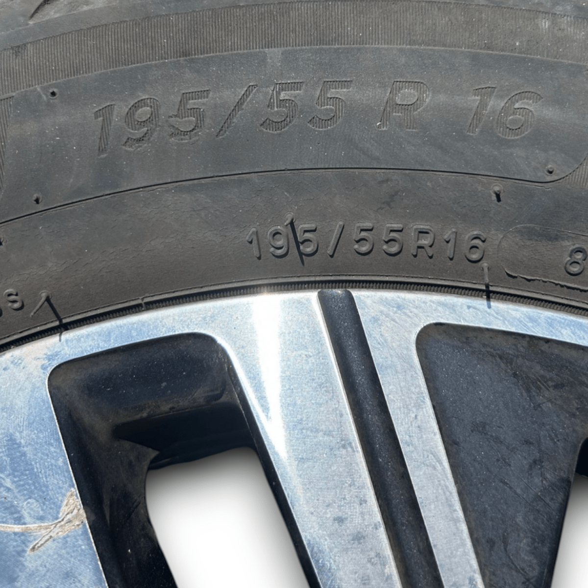 Cerchio in lega peugeot 208 cod:9829566277 (195/55 r16) (2019 >) - F&P CRASH SRLS - Ricambi Usati