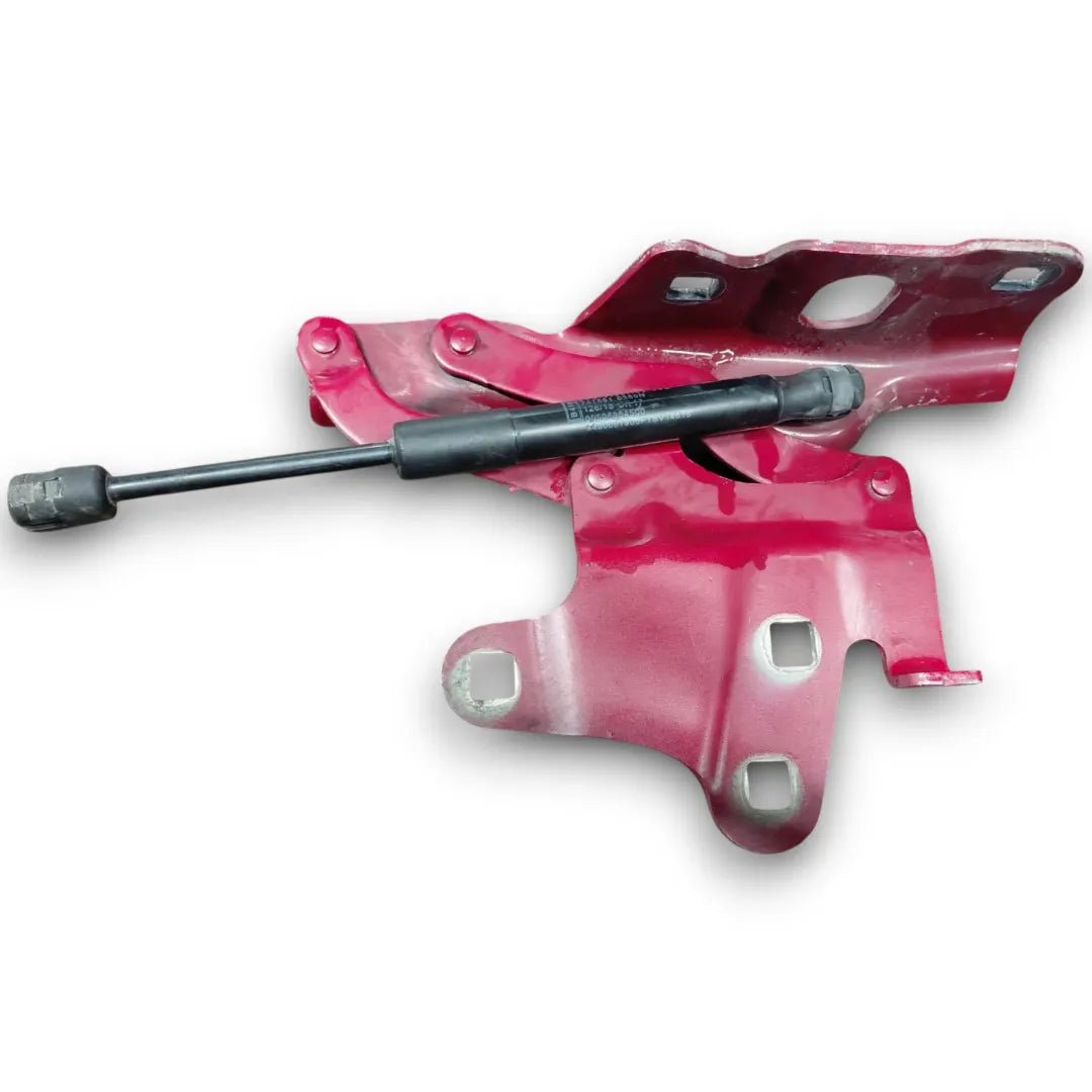 Cerniera cofano anteriore sinistra Alfa Romeo Stelvio 2017–2022 OEM 50535405 - F&P CRASH SRL - Ricambi Usati