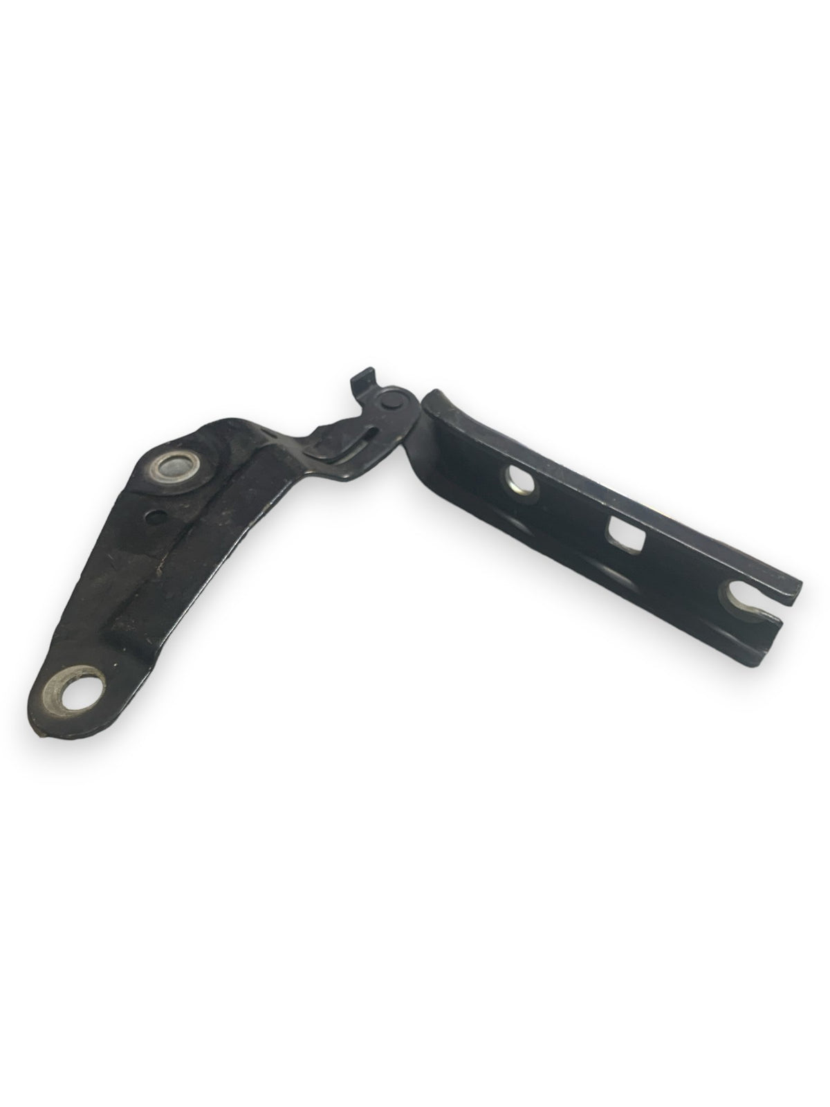 Cerniera cofano motore sinistro Volkswagen T-Roc (2018) cod.2GA823301B - F&P CRASH SRLS - Ricambi Usati