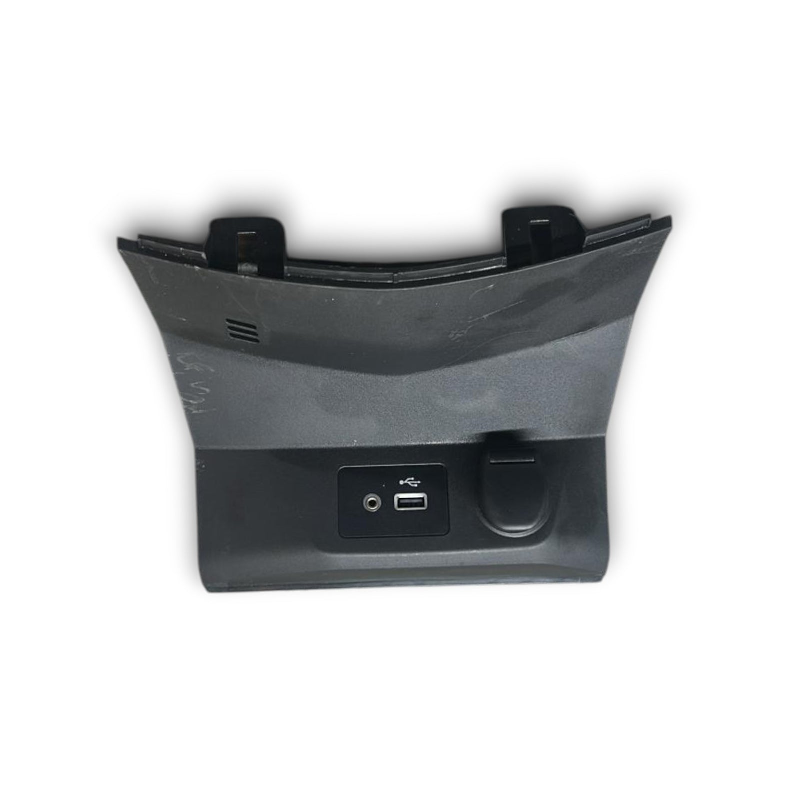 Облицовка на централната конзола Nissan X - Trail (T32) код.681047fw0a (2014 > 2020) + USB порт и 12 V контакт код.681t17fw0a 