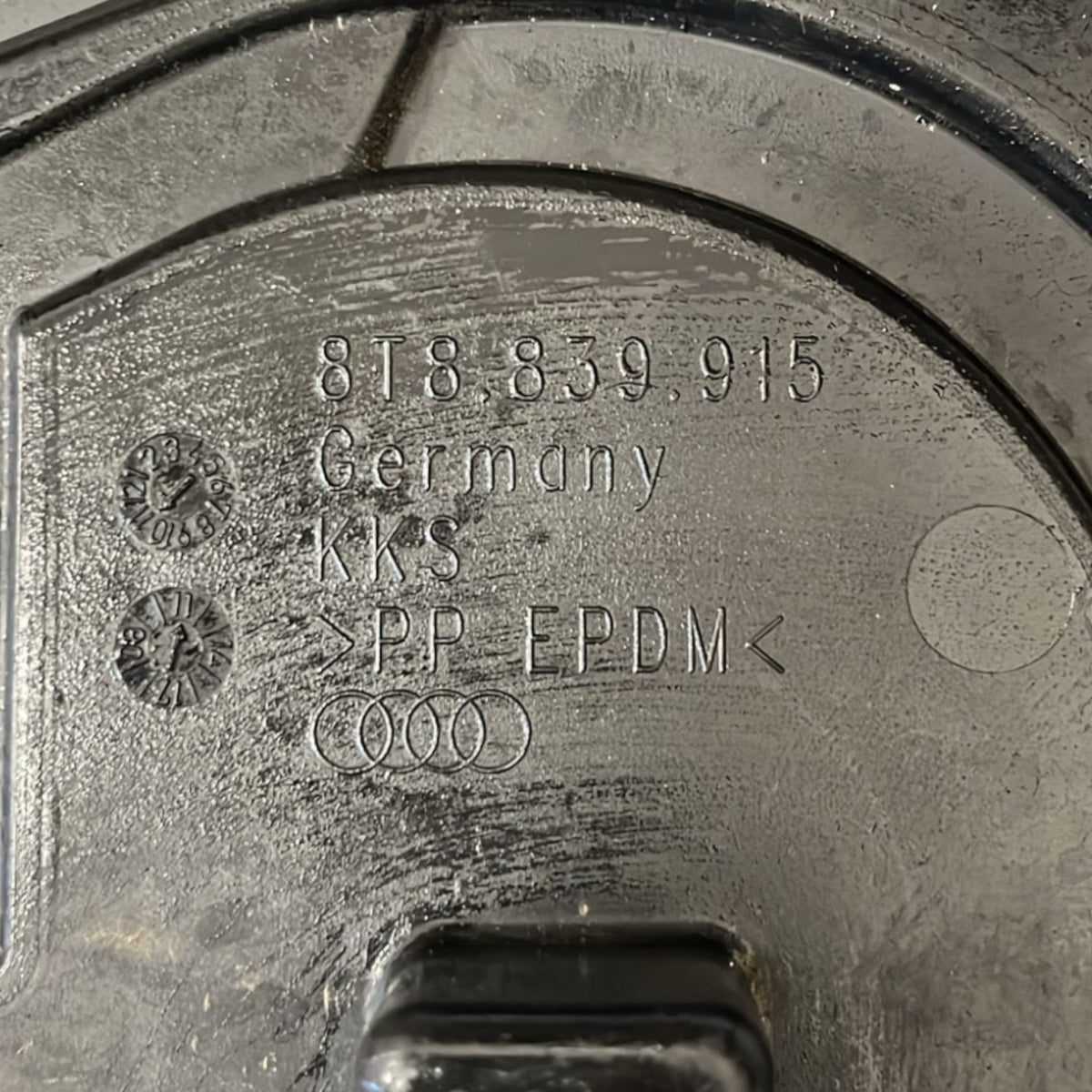 Chiusura Serratura Porta Posteriore Sinistra Audi A4 cod:8K0839015C (2007 > 2015) - F&P CRASH SRLS - Ricambi Usati