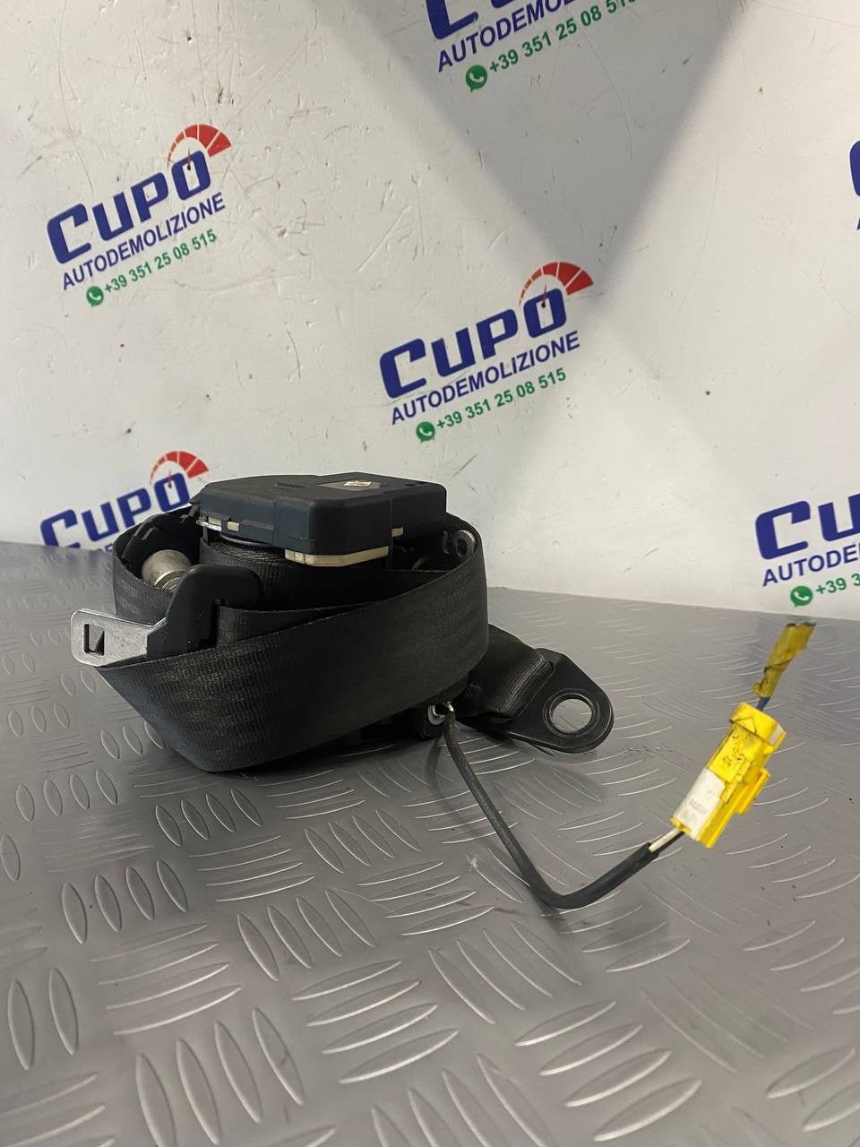 Cintura di sicurezza anteriore destra Fiat Panda 169 (2004) cod: 33046212c - F&P CRASH SRLS - Ricambi Usati