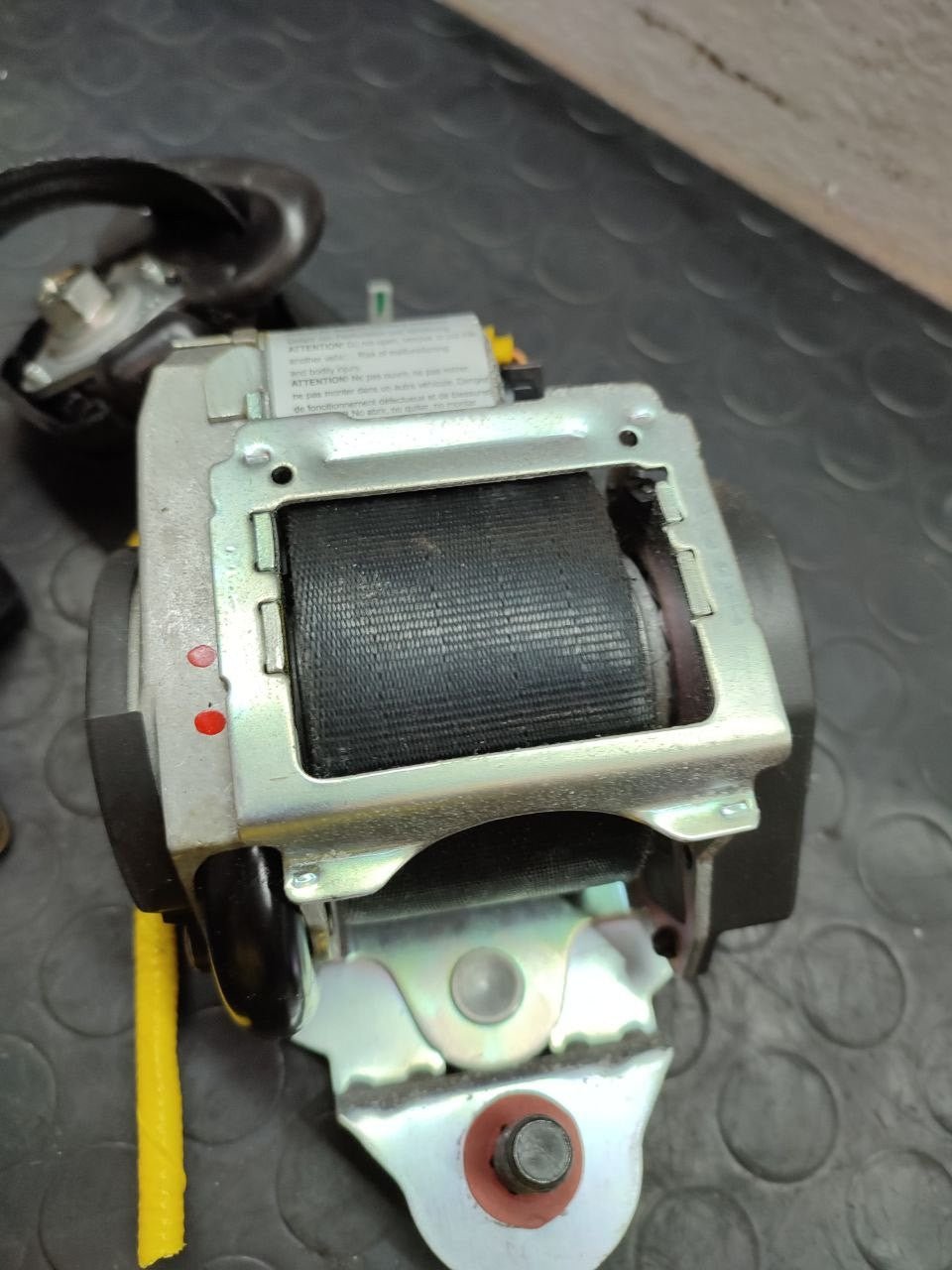 Cintura di sicurezza anteriore destra + pretensionatore HYUNDAI i10 mk1 1.1 (2010) b cod: 615260300b - F&P CRASH SRLS - Ricambi Usati